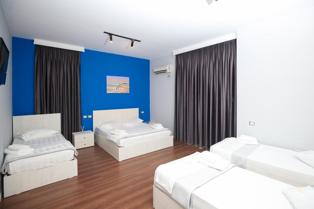 Hotel The Hart à Vlorë Extérieur photo