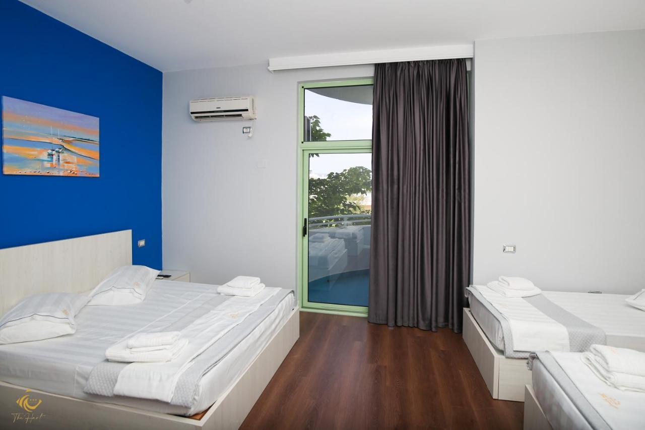 Hotel The Hart à Vlorë Extérieur photo