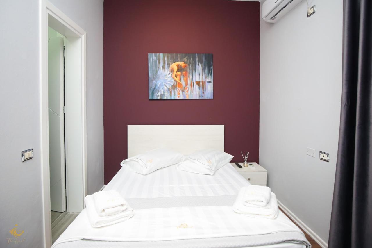 Hotel The Hart à Vlorë Extérieur photo